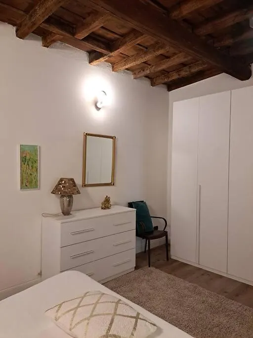 Centro Storico, Centralissimo Luxury Smeraldo Suite Doccia Idromassaggio ,Paniere Gratuito Con Piccola Colazione Ravenna 0*,
