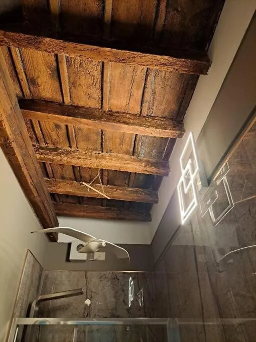 Apartment Centro Storico Luxury Smeraldo Suite: Historic Elegance with Hydromassage Ravenna