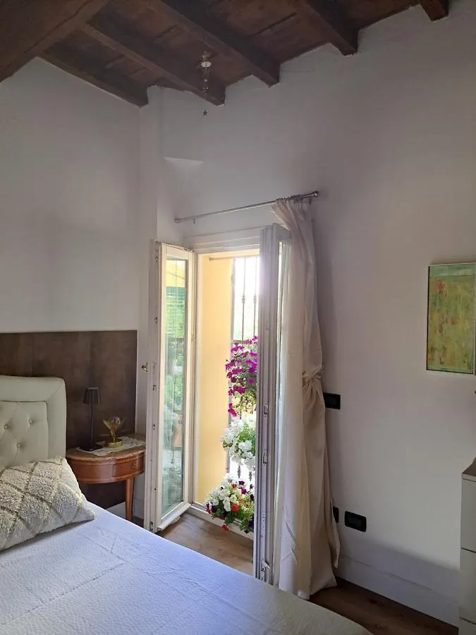 Appartamento Centro Storico, Centralissimo Luxury Smeraldo Suite Doccia Idromassaggio ,Paniere Gratuito Con Piccola Colazione Ravenna Italia