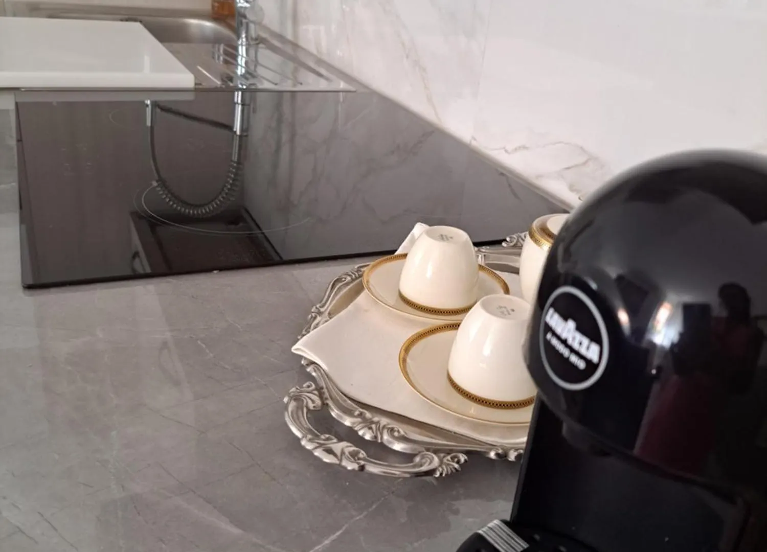 Appartamento Centro Storico, Centralissimo Luxury Smeraldo Suite Doccia Idromassaggio ,Paniere Gratuito Con Piccola Colazione Ravenna